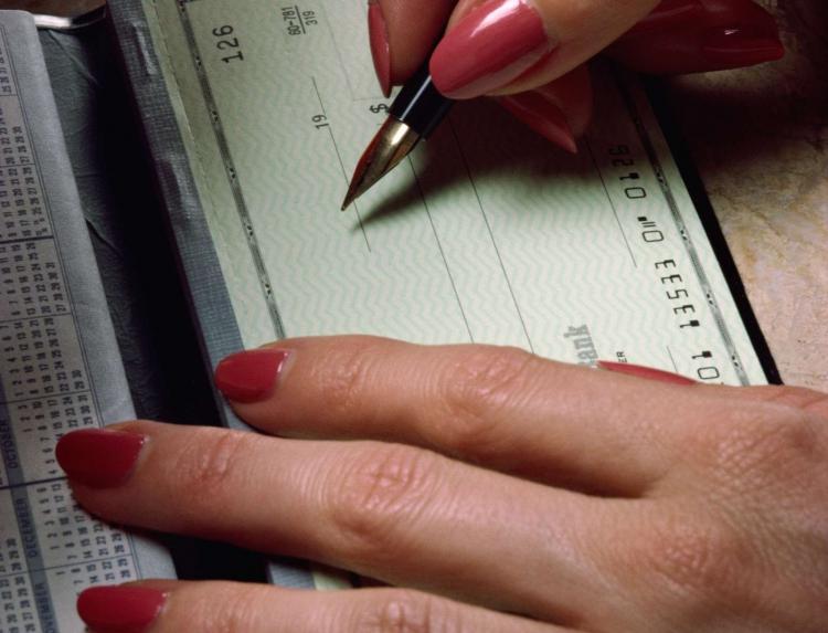 <a><img src="https://www.theepochtimes.com/assets/uploads/2015/09/check1.jpg" alt="Corporations and individuals have not let the economic slump deter them from giving to charity. (Photos.com)" title="Corporations and individuals have not let the economic slump deter them from giving to charity. (Photos.com)" width="320" class="size-medium wp-image-1832323"/></a>