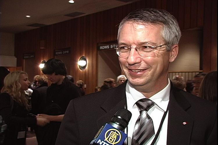 <a><img src="https://www.theepochtimes.com/assets/uploads/2015/09/cnadaoprez.jpg" alt="Mr. Longfield appreciated many aspects of the DPA performance. (The Epoch Times)" title="Mr. Longfield appreciated many aspects of the DPA performance. (The Epoch Times)" width="320" class="size-medium wp-image-1831581"/></a>