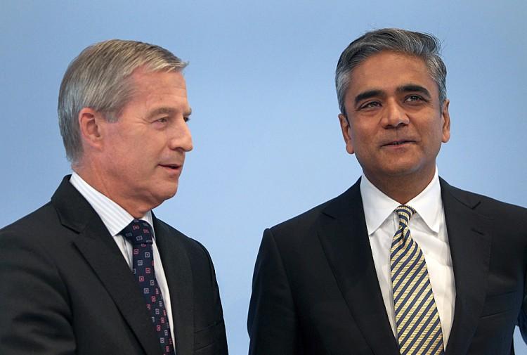 <a><img class="size-large wp-image-1782069" title="GERMANY-BANKING-DEUTSCHE BANK-JAIN-FITSCHEN" src="https://www.theepochtimes.com/assets/uploads/2015/09/db_151759379.jpg" alt="GERMANY-BANKING-DEUTSCHE BANK-JAIN-FITSCHEN" width="590" height="397"/></a>
