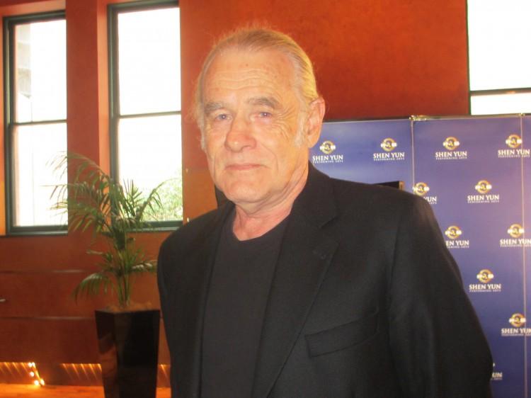 <a><img class="size-large wp-image-1770623" title="editedRoberBerryIMG_0395" src="https://www.theepochtimes.com/assets/uploads/2015/09/editedRoberBerryIMG_0395.jpg" alt="Visual artist Robert Berry attends Shen Yun" width="590" height="442"/></a>