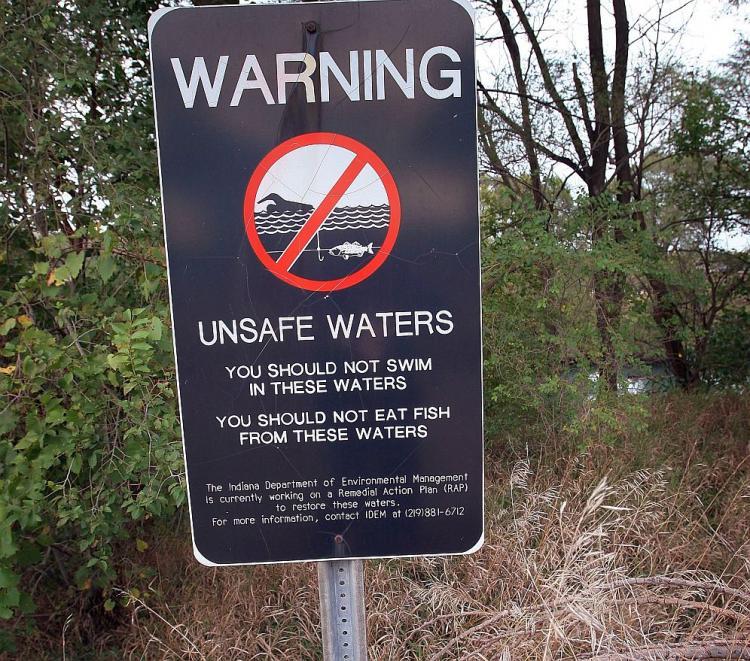 <a><img src="https://www.theepochtimes.com/assets/uploads/2015/09/indiana77309799.jpg" alt="A sign warns people not to swim or fish in a waterway near the United States Steel Gary Works plant October in Gary, Ind. (Scott Olson/Getty Images)" title="A sign warns people not to swim or fish in a waterway near the United States Steel Gary Works plant October in Gary, Ind. (Scott Olson/Getty Images)" width="320" class="size-medium wp-image-1811874"/></a>