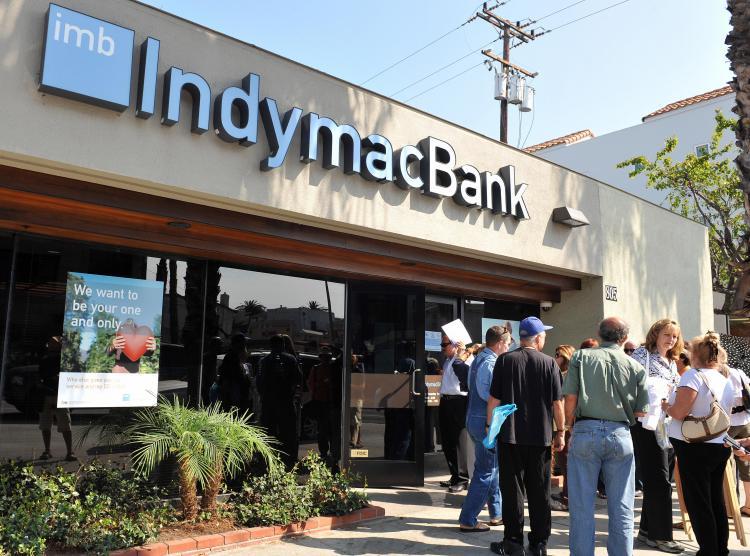 <a><img src="https://www.theepochtimes.com/assets/uploads/2015/09/indymac.jpg" alt="Customers line up in front of an IndyMac Bank branch in Santa Monica, California, on July 14, 2008. (GABRIEL BOUYS/AFP/Getty Images)" title="Customers line up in front of an IndyMac Bank branch in Santa Monica, California, on July 14, 2008. (GABRIEL BOUYS/AFP/Getty Images)" width="320" class="size-medium wp-image-1834984"/></a>