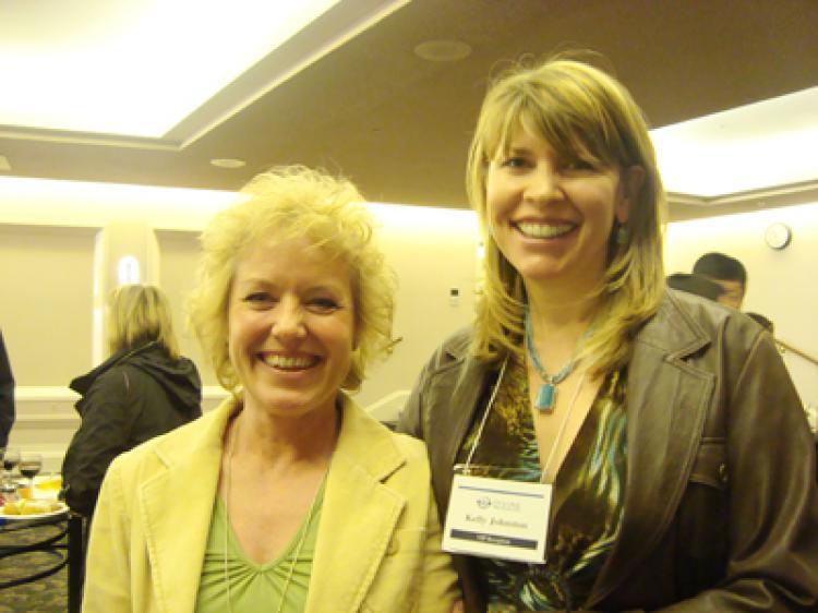 <a><img src="https://www.theepochtimes.com/assets/uploads/2015/09/johnston.jpg" alt="Ms. Johnston (R) and her friend (The Epoch Times)" title="Ms. Johnston (R) and her friend (The Epoch Times)" width="320" class="size-medium wp-image-1828781"/></a>