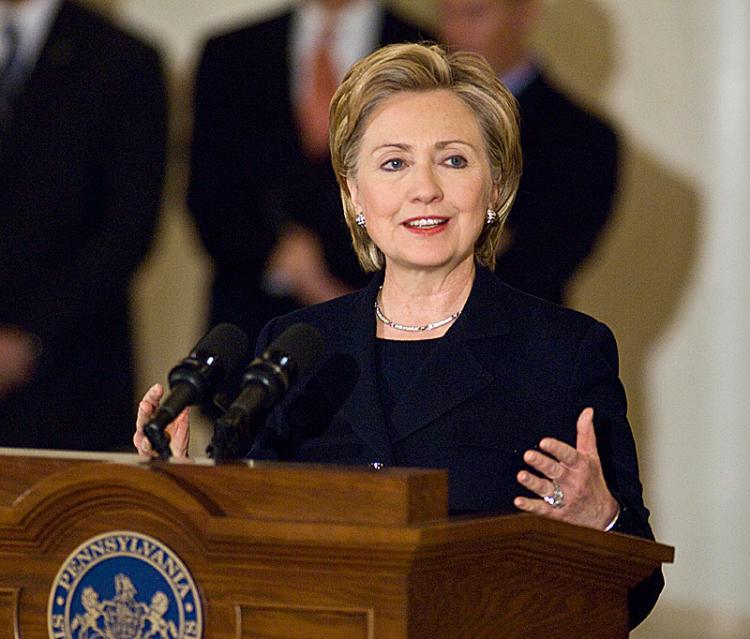 <a><img src="https://www.theepochtimes.com/assets/uploads/2015/09/kwinton83781000.jpg" alt="Despite the achievements of Sen. Clinton and Governor Palin, most women still earn less pay than their male counterparts.   (Common Wealth Media Service/Getty Images)" title="Despite the achievements of Sen. Clinton and Governor Palin, most women still earn less pay than their male counterparts.   (Common Wealth Media Service/Getty Images)" width="320" class="size-medium wp-image-1832778"/></a>