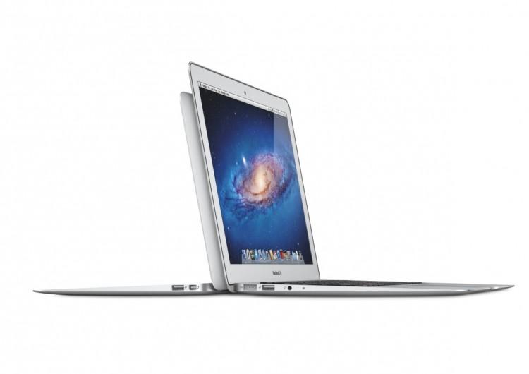 <a><img src="https://www.theepochtimes.com/assets/uploads/2015/09/macairlion.jpg" alt="The new MacBook Air with the latest OS X Lion operating system. (Courtesy of apple.com)" title="The new MacBook Air with the latest OS X Lion operating system. (Courtesy of apple.com)" width="575" class="size-medium wp-image-1800625"/></a>
