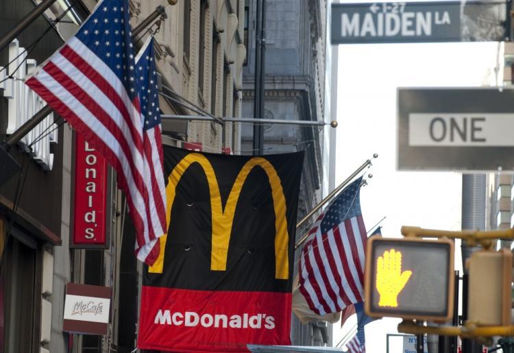 <a><img src="https://www.theepochtimes.com/assets/uploads/2015/09/mcrib_105236882.jpg" alt="McRib sandwiches will make a comeback on Nov. 2. (Don Emmert/AFP/Getty Images)" title="McRib sandwiches will make a comeback on Nov. 2. (Don Emmert/AFP/Getty Images)" width="320" class="size-medium wp-image-1813520"/></a>