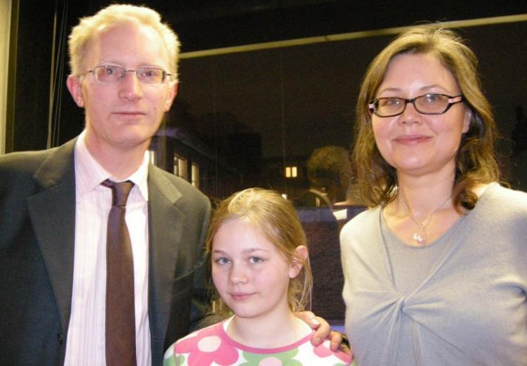 <a><img src="https://www.theepochtimes.com/assets/uploads/2015/09/mm.jpg" alt="Mr. Maury and his family (The Epoch Times)" title="Mr. Maury and his family (The Epoch Times)" width="320" class="size-medium wp-image-1829849"/></a>