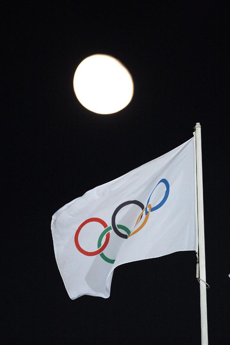 <a><img src="https://www.theepochtimes.com/assets/uploads/2015/09/moon82463690.jpg" alt=" (Julian Herbert/Getty Images)" title=" (Julian Herbert/Getty Images)" width="320" class="size-medium wp-image-1834079"/></a>