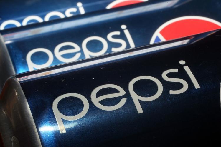 <a><img src="https://www.theepochtimes.com/assets/uploads/2015/09/pepsi97950868.jpg" alt="Pepsi cans on March 22, 2010. (Joe Raedle/Getty Images)" title="Pepsi cans on March 22, 2010. (Joe Raedle/Getty Images)" width="320" class="size-medium wp-image-1817126"/></a>