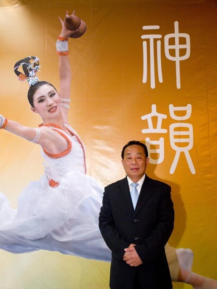 <a><img src="https://www.theepochtimes.com/assets/uploads/2015/09/pottertang.jpg" alt="Senior Pottery Artist Zeng Mingnan (Tang Bin/ Epoch Times)" title="Senior Pottery Artist Zeng Mingnan (Tang Bin/ Epoch Times)" width="320" class="size-medium wp-image-1829798"/></a>