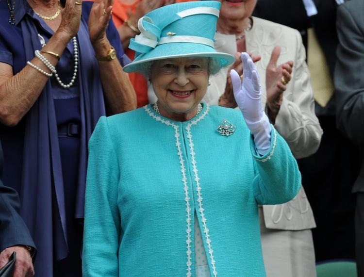 <a><img src="https://www.theepochtimes.com/assets/uploads/2015/09/queen.jpg" alt="Her Majesty Queen Elizabeth II waves as she attends the Wimbledon Tennis Championships on June 24. The Queen and her husband, the Duke of Edinburgh, begin a nine-day tour of Canada on June 28. (Adrian Dennis/Getty Images)" title="Her Majesty Queen Elizabeth II waves as she attends the Wimbledon Tennis Championships on June 24. The Queen and her husband, the Duke of Edinburgh, begin a nine-day tour of Canada on June 28. (Adrian Dennis/Getty Images)" width="320" class="size-medium wp-image-1818050"/></a>