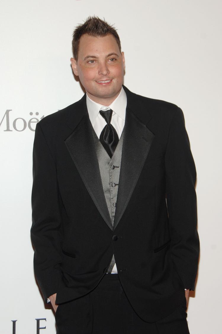 <a><img src="https://www.theepochtimes.com/assets/uploads/2015/09/rich_cronin_LFO_77556511.jpg" alt="Rich Cronin of LFO reportedly died on Sept. 8. (Andrew H. Walker/Getty Images)" title="Rich Cronin of LFO reportedly died on Sept. 8. (Andrew H. Walker/Getty Images)" width="320" class="size-medium wp-image-1814966"/></a>