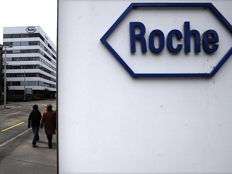 <a><img src="https://www.theepochtimes.com/assets/uploads/2015/09/roach96374972.jpg" alt="Roche has lost several suits brought by users of its anti-acne product Accutane. (Sebastien Bozon/AFP/Getty Images)" title="Roche has lost several suits brought by users of its anti-acne product Accutane. (Sebastien Bozon/AFP/Getty Images)" width="320" class="size-medium wp-image-1819978"/></a>