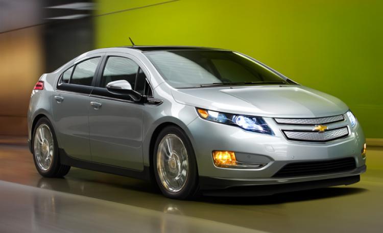 <a><img src="https://www.theepochtimes.com/assets/uploads/2015/09/volt01.jpg" alt="Chevy Volt: GM's 41,000 dollar answer to rising fuel costs. (Courtesy of GM.com)" title="Chevy Volt: GM's 41,000 dollar answer to rising fuel costs. (Courtesy of GM.com)" width="320" class="size-medium wp-image-1816929"/></a>