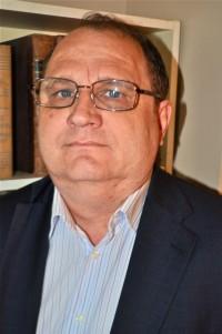 <a><img class="wp-image-1780616" title="Reporter and author Mark Bourrie" src="https://www.theepochtimes.com/assets/uploads/2015/09/xin.jpg" alt="Reporter and author Mark Bourrie quit his job at Xinhua after repeated requests to carry out spying assignments for the Chinese communist regime. (Photo courtesy Mark Bourrie)" width="200" height="302"/></a>