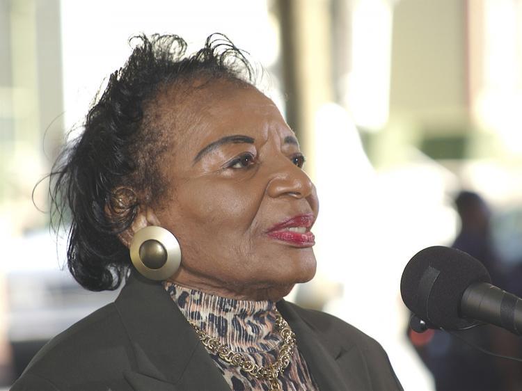 <a href="https://www.theepochtimes.com/assets/uploads/2015/10/ChristineKingFarris.jpg"><img src="https://www.theepochtimes.com/assets/uploads/2015/10/ChristineKingFarris.jpg" alt="King family matriarch Christine King Farris chose to forgo inheriting her family home so that it could be preserved as the birthplace of her brother, Martin Luther King." title="King family matriarch Christine King Farris chose to forgo inheriting her family home so that it could be preserved as the birthplace of her brother, Martin Luther King." width="320" class="size-medium wp-image-1870426"/></a>