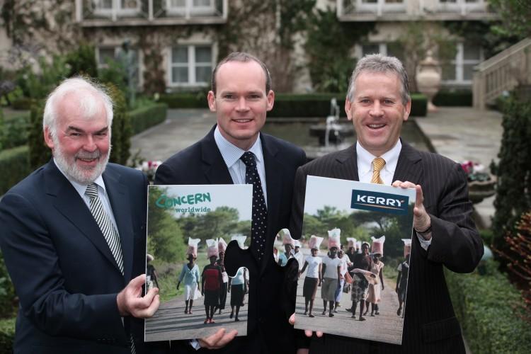 <a href="https://www.theepochtimes.com/assets/uploads/2015/10/LtoR+Arnold+of+Concern+Minister+Coveney+and+McCarthy+of+Kerry+Group.jpeg" rel="attachment wp-att-1868842"><img class="size-large wp-image-1868842" src="https://www.theepochtimes.com/assets/uploads/2015/10/LtoR+Arnold+of+Concern+Minister+Coveney+and+McCarthy+of+Kerry+Group.jpeg" alt="Kerry Group and Concern Launch 'Pioneering Initiative' , (Left to Right) Concern CEO Mr Tom Arnold, Minister Simon Coveney, Kerry Group CEO, Stan McCarthy (courtesy of Concern)" width="590" height="393"/></a>