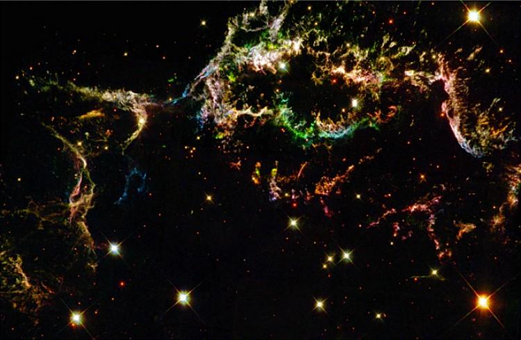 <a href="https://www.theepochtimes.com/assets/uploads/2015/10/firecracker.jpg"><img class="size-medium wp-image-1868944" title="FIRECRACKER: Colorful streamers float across the sky from the titanic explosion of a massive star. Its remains are called Cassiopeia A, the youngest known supernova remnant in our galaxy, 10,000 light-years away in the constellation Cassiopeia. (NASA-MSFC)" src="https://www.theepochtimes.com/assets/uploads/2015/10/firecracker.jpg" alt="FIRECRACKER: Colorful streamers float across the sky from the titanic explosion of a massive star. Its remains are called Cassiopeia A, the youngest known supernova remnant in our galaxy, 10,000 light-years away in the constellation Cassiopeia. (NASA-MSFC)" width="590"/></a>
