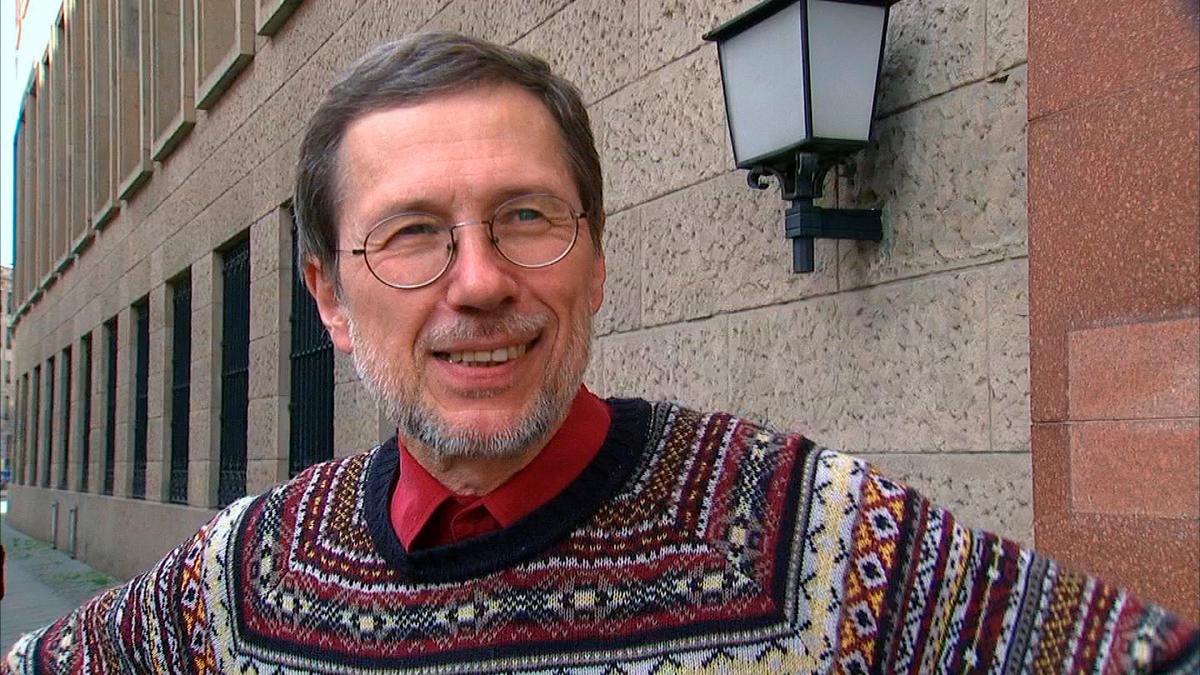 Lithuanian historian Liudas Mazylis is pictured in Berlin, Germany on March 30, 2017. (REUTERS/Oliver Barth