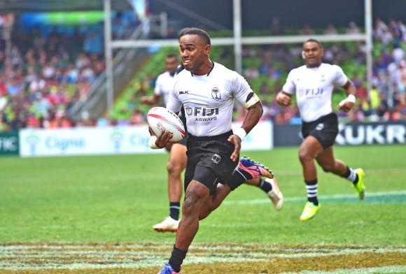 Walsea Nacuqu of Fiji heads for the line to open the scoring for Fiji in their final Pool match against New Zealand in the Cathay Pacific/HSBC Sevens at Hong Kong Stadium on Saturday April 8, 2017. Fiji came through the tense, nail-biting match 17-14, which they needed to win to move into Sunday's Cup quarter finals. (Bill Cox/Epoch Times)