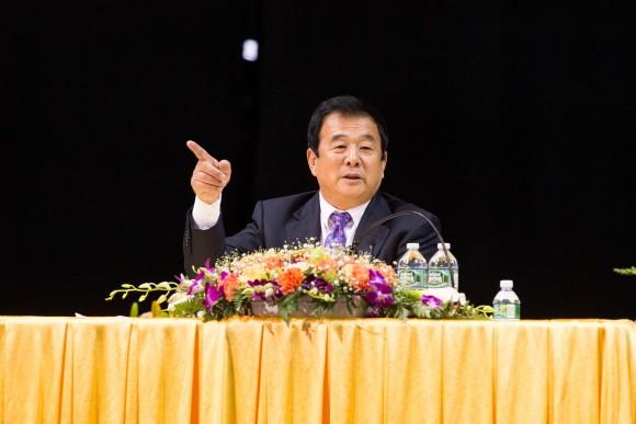 Mr. Li Hongzhi, the founder of Falun Gong, attends the 2017 New York Falun Dafa Experience Sharing Conference at Barclays Center, Brooklyn, on May 14, 2017. (Larry Dye/The Epoch Times)