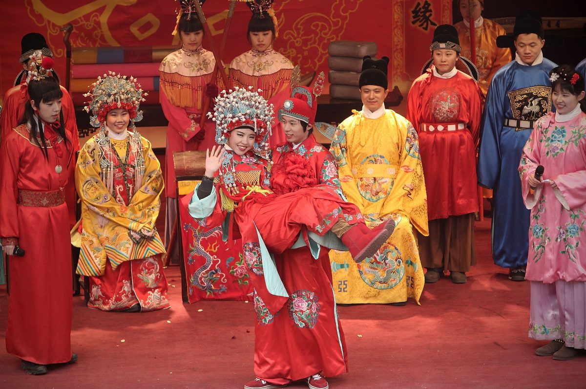 Keepsakes in Traditional Chinese Marriage weddings The Epoch Times