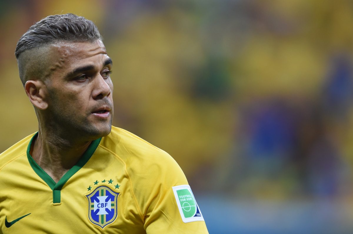 Dani Alves Banana Video: Soccer Stands Up to Racist Incident | The ...