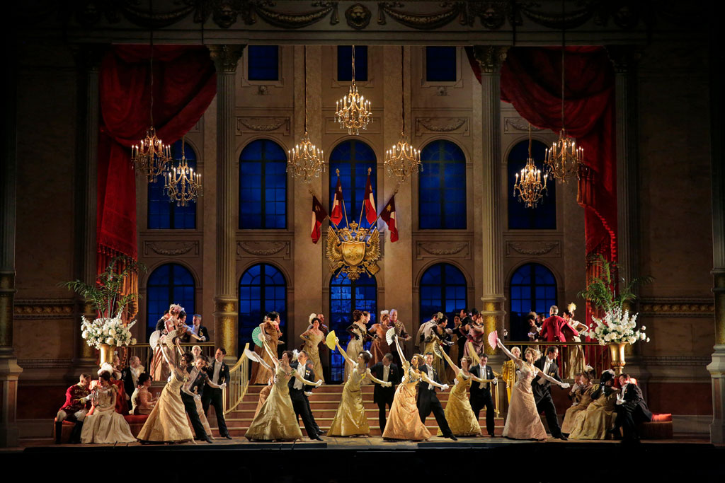 Opera Review The Merry Widow Waltzes Into the Met Alek Shrader