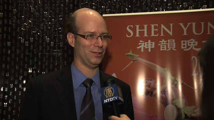 Lawyer Mario St-Pierre enjoyed Shen Yun's performance in Montreal on Friday night. (The Epoch Times)