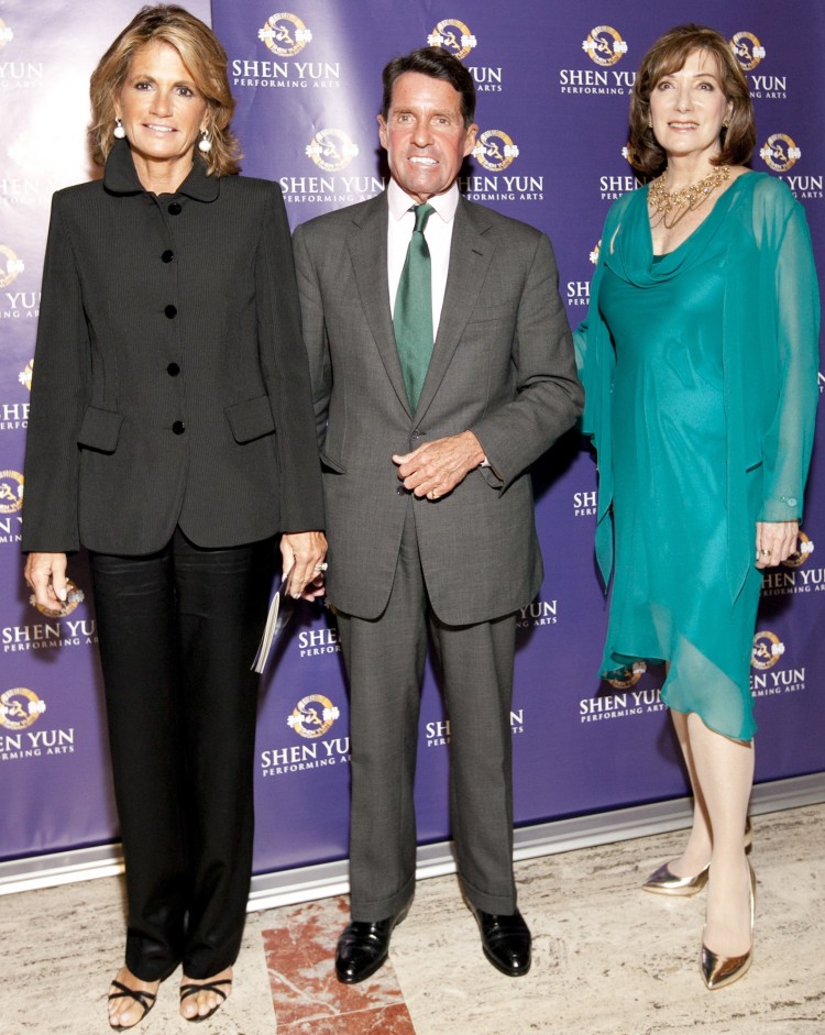 Chris Meigher, (C) with his wife Grace, (L) and Gail Rachlin, from Chinese Arts Revival, the presenter of Shen Yun Performing Arts, at the David H. Koch Theater at Lincoln Center on June 23.  (Courtesy of Chinese Arts Revival)