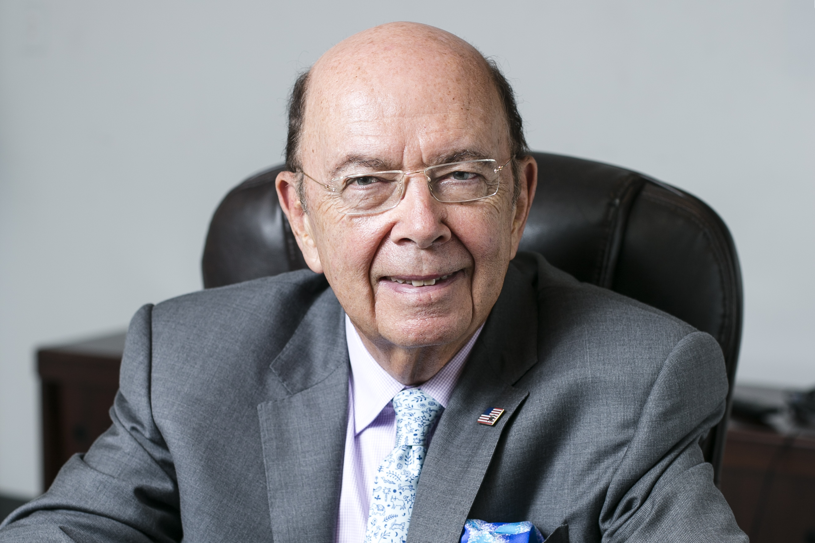 Billionaire Investor Wilbur Ross Still Believes in Greek Bank ...