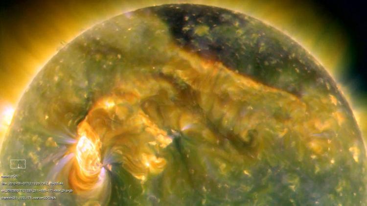 A 'solar tsunami'  (NASA/SDO)