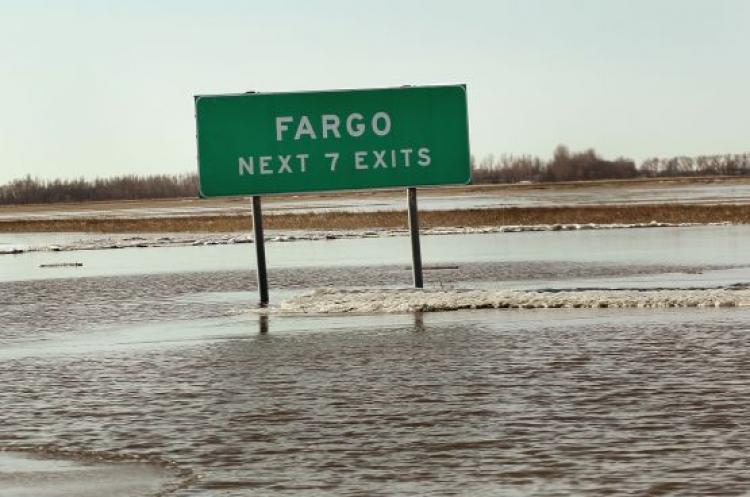 A sign marking the Fargo exits along Interstate 29 sits in flood water Mar. 21, 2010 near Fargo, North Dakota.  (Scott Olson/Getty Images)
