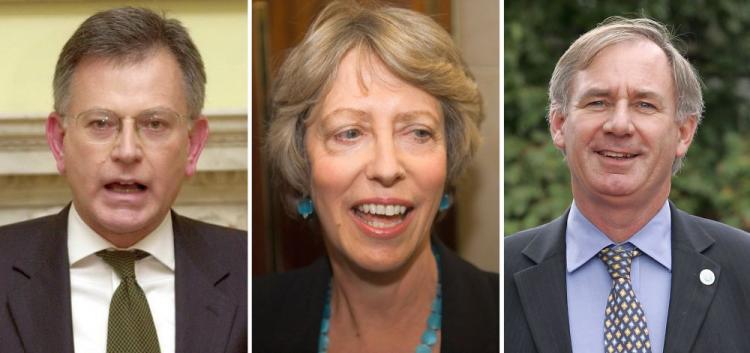 Former cabinet ministers from Britain's ruling Labor Party Stephen Byers, (L) Patricia Hewitt (C) and Geoff Hoon (R) have been suspended for allegedly preparing to influence policy in exchange for cash, in a scandal that has erupted just weeks before an election. (AFP/Getty Images)