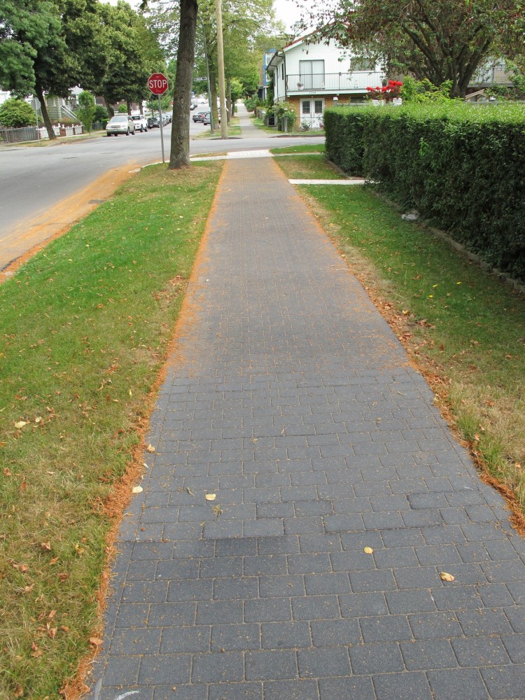 Vancouver's first rubber sidewalk on the 400-block of E 17th Avenue. (City of Vancouver)