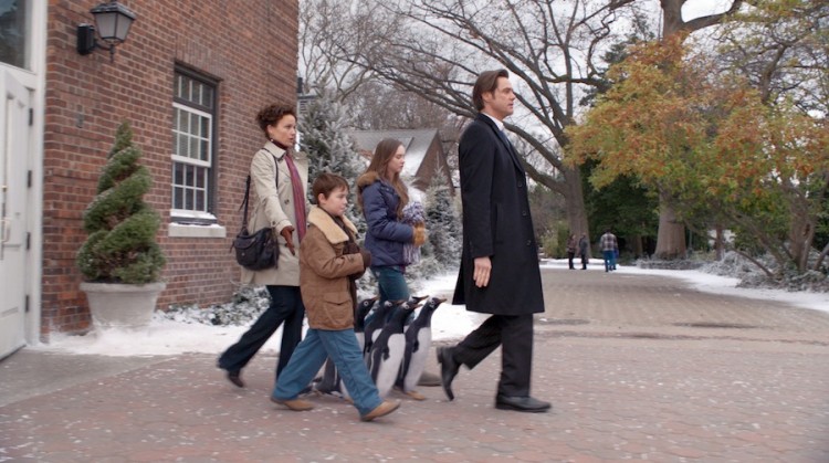 FAMILY OUTING: Thomas (Jim Carrey), Amanda (Carla Gugino), Billy (Maxwell Perry Cotton), Janie (Madeline Carroll) in the comedy 'Mr. Popper's Pinguins.' (Courtesy Twentieth Century Fox Film Corporation)