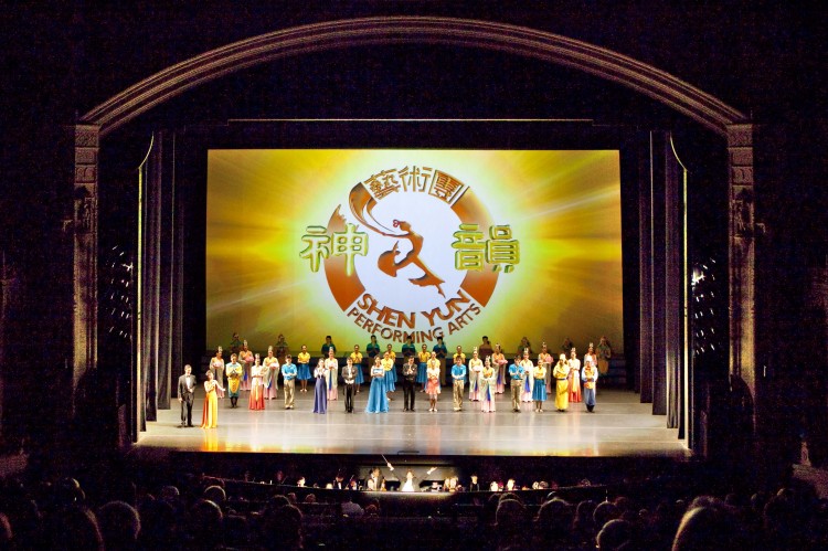 International Company's curtain call at San Francisco