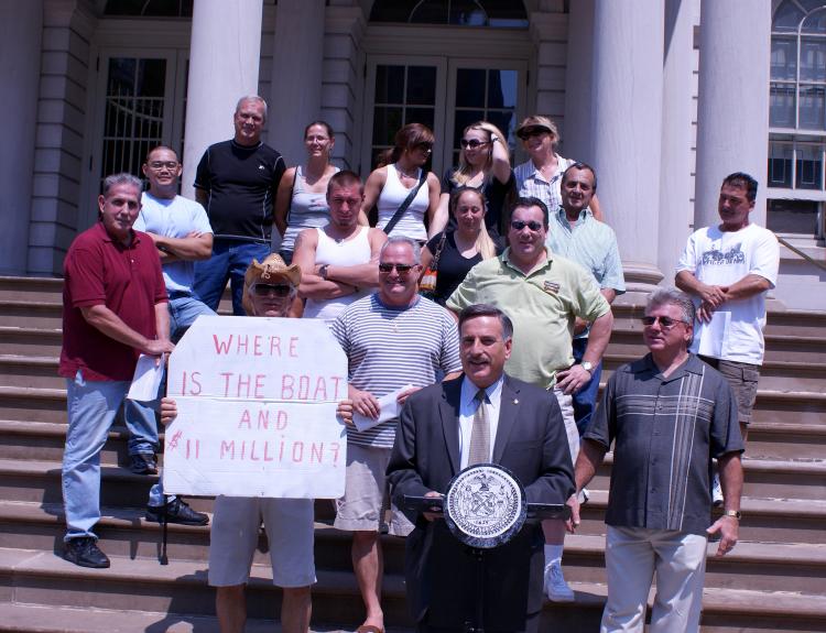 Councilman David Weprin speaks at City Hall on Sunday. (Diana Hubert/The Epoch Times )