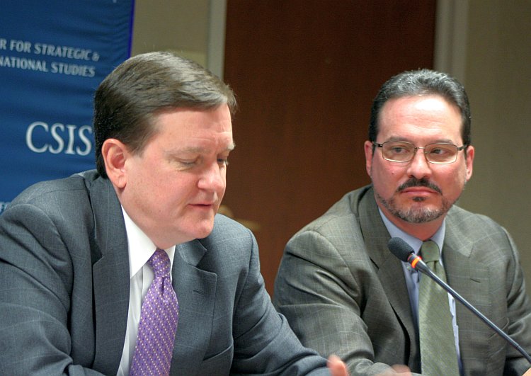 Matthew Goodman (l), Center for Strategic & International Studies