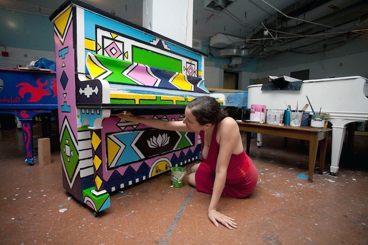 AFRICAN TRIBE: Artist Jen Mazer's piece was inspired by the Ndebele people in Africa, who paint their houses in colorful diamond figures. (Amal Chen/The Epoch Times)