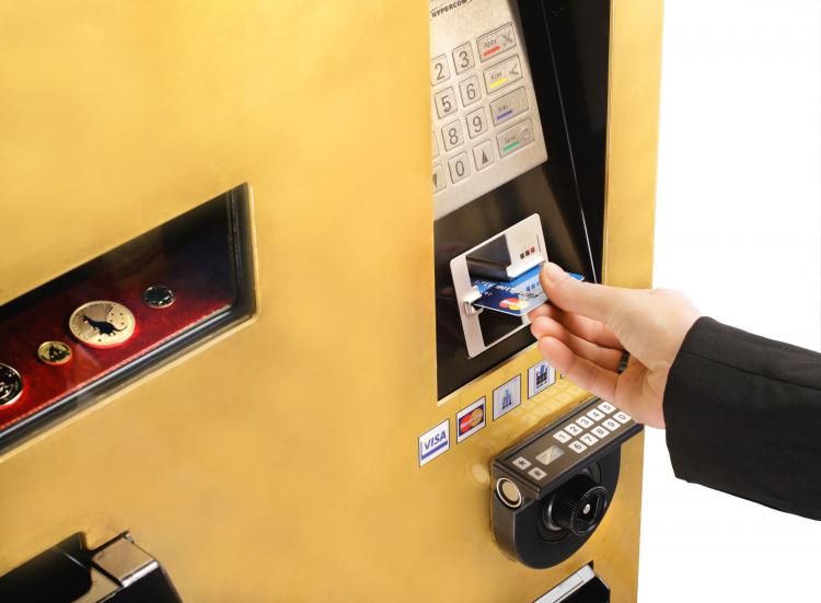 A Gold to go ATM which dispenses gold coins and bars. (Courtesy of Gold to go.)