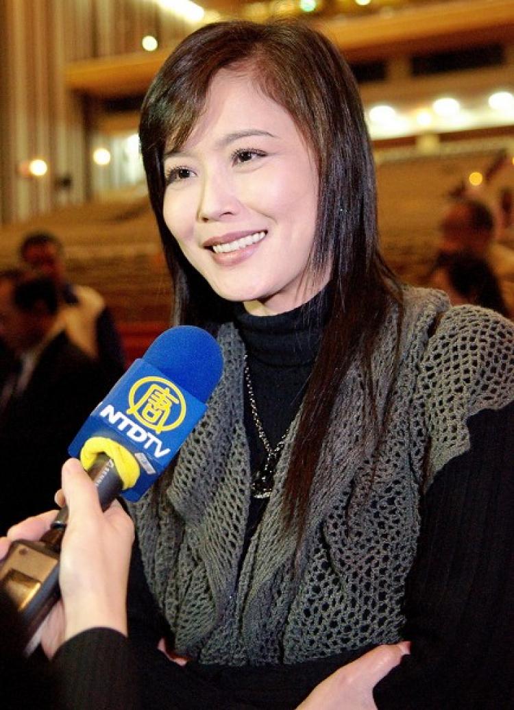 Yue Hong, a senior Taiwanese actress, TV host and singer (Li Yuan/The Epoch Times)