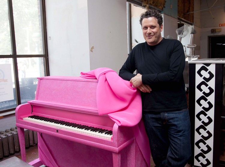 HELLO MISS PIANO: Fashion designer and TV presenter Isaac Mizrahi designed one of the 88 pianos, now named 'Hello Miss Piano,' that will be put on New York streets for two weeks.  (Amal Chen/The Epoch Times)