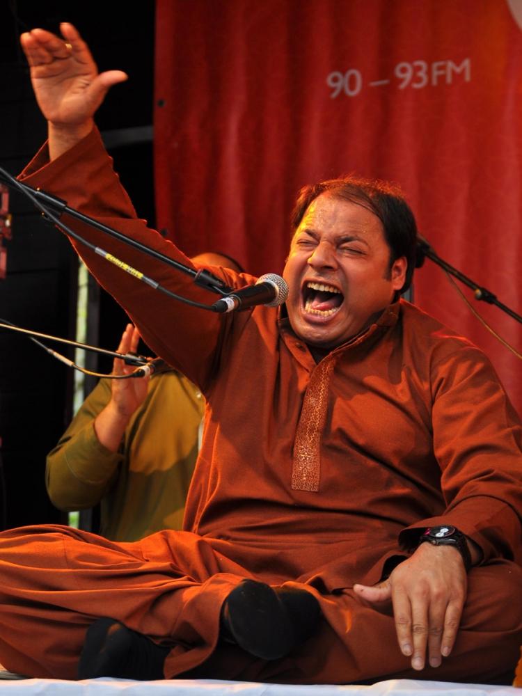 Rizwan-Muazzam Qawwali at WOMAD  (Courtesy of Pete Hodge)