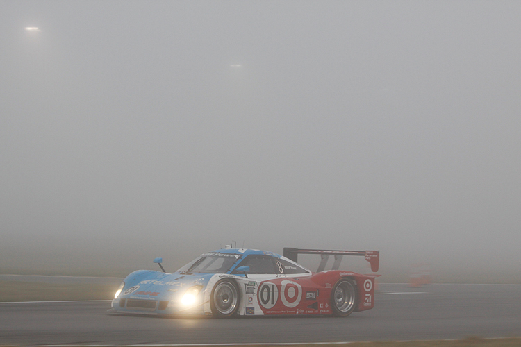 The #01 Telmex-Ganassi Riley-BMW led most of the race, with no driver errors, no crew errors,and no mechanical problems. Can Scott Pruett and company be stopped? (Chris Jasurek/The Epoch Times)