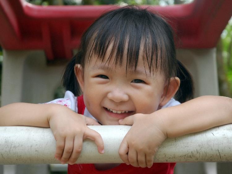 SOPHISTICATED UNDERSTANDING: A recent study shows that children at the age of 4 can understand their parents' ironic remarks. (Mingguo Sun/The Epoch Times)
