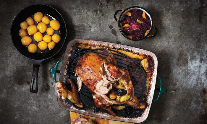 roast duck with apples and prunes