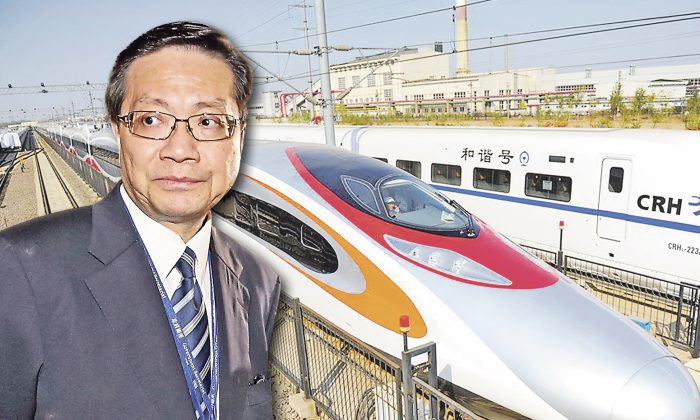 Anthony Cheung Bing-leung, Secretary for Transport and Housing, with China made trains. After knowing of quality problems MTR still went ahead and ordered 93 new trains costing HK$6 billion from the same company in Qingdao. (Composed photo/Epoch Times)