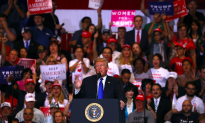 Trump Rallies in Las Vegas Ahead of Nevada Midterm Race