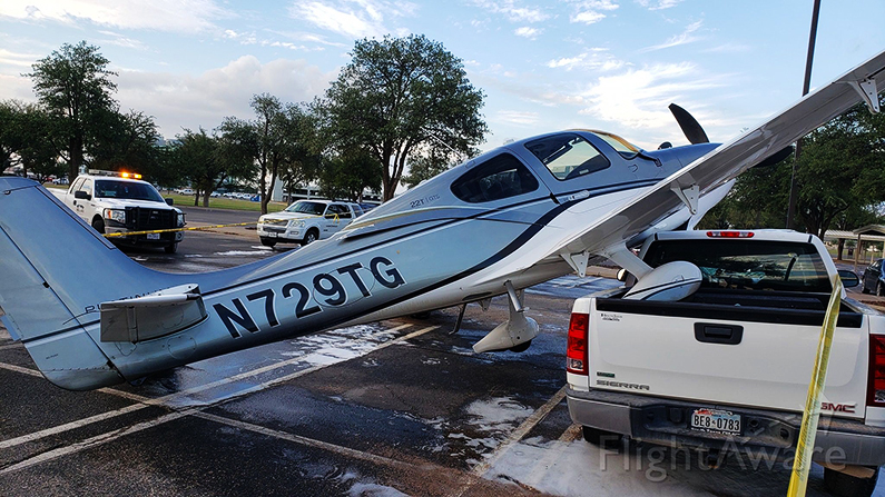 Cirrus SR22, Midland Airpark Airport ile ilgili gÃ¶rsel sonucu